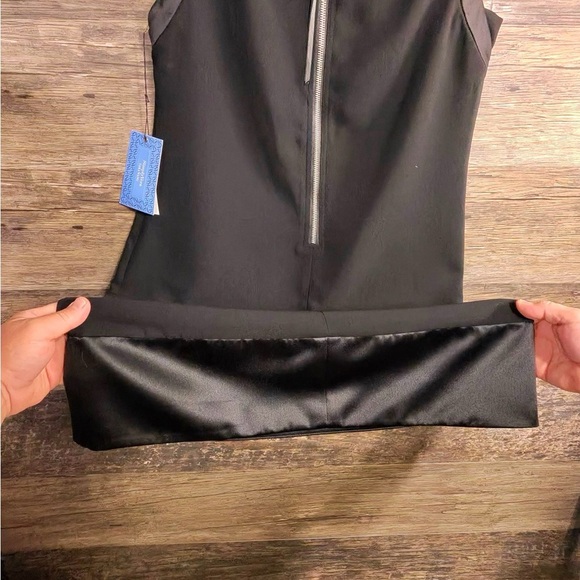 Simply Vera Vera Wang Black Zippered Mini Dress - Picture 8 of 13